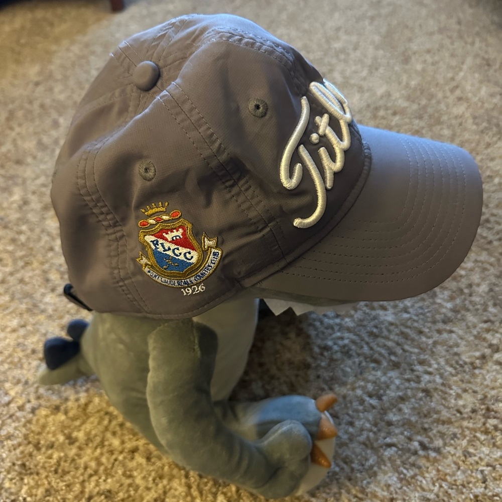 Titleist Golf Hat- Ft. Lauderdale Country Club logo- adjustable strap